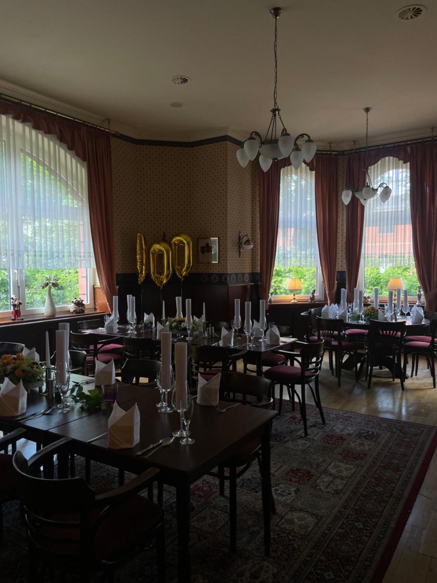 Hotel Krone Arnstadt Bagian luar foto